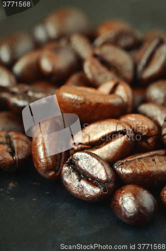 Image of roasted coffee beans