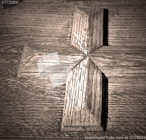 Image of  lombardy  italy   cross castellanza   closed wood