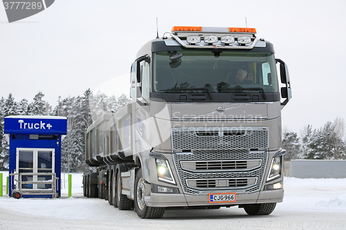 Image of Volvo FH16 650 Combination Truck Stops for Refueling