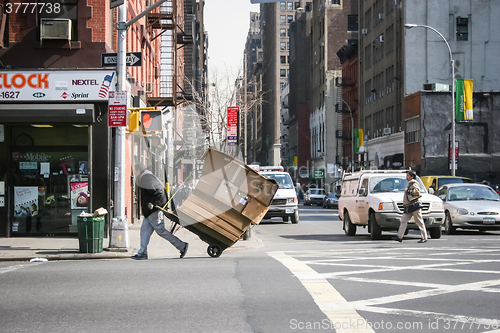 Image of Man with trolley in New York