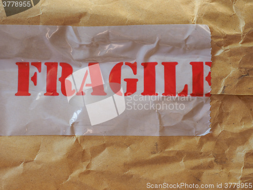 Image of Fragile label on packet