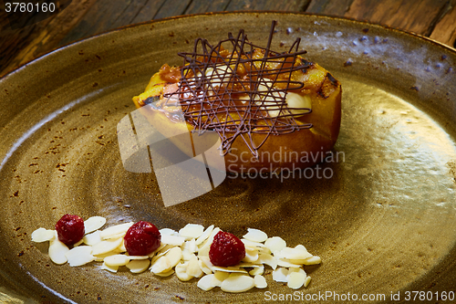 Image of grilled pears with cream