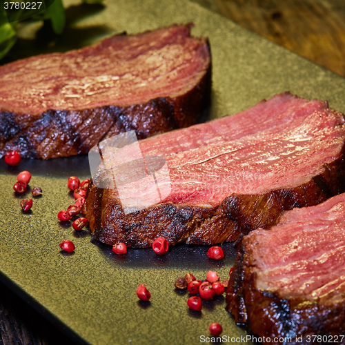 Image of Grilled Steak Slices