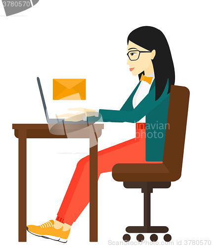 Image of Woman receiving email.