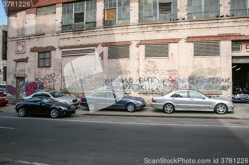 Image of Parked cars in Manhattan