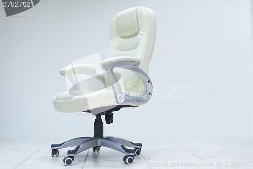 Image of white office chair