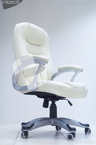 Image of white office chair