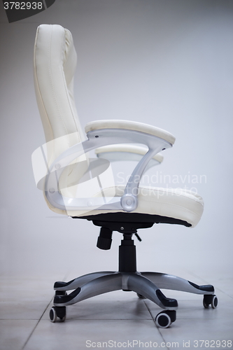 Image of white office chair