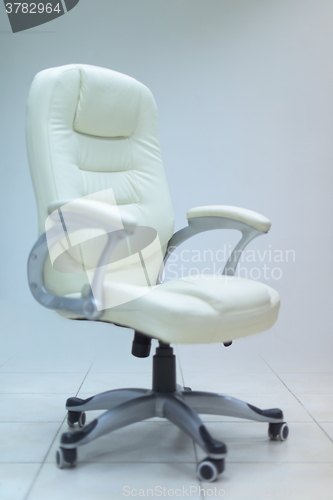 Image of white office chair