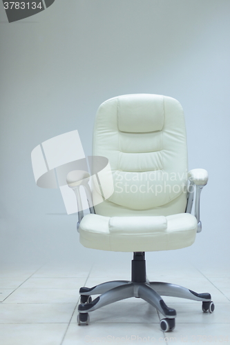 Image of white office chair