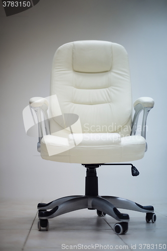 Image of white office chair