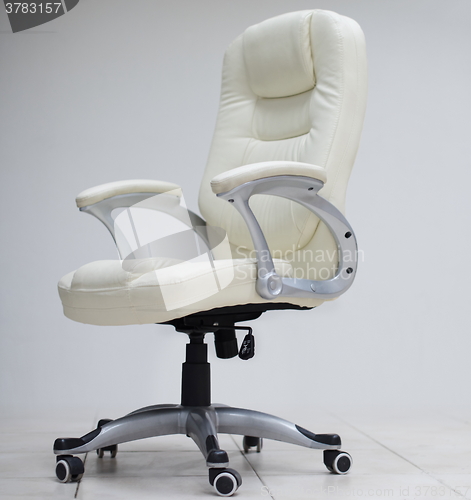 Image of white office chair