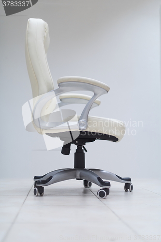 Image of white office chair