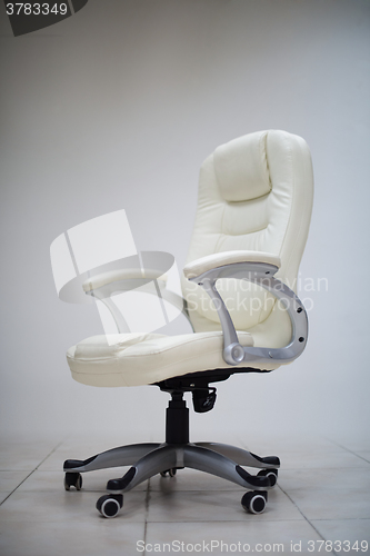 Image of white office chair