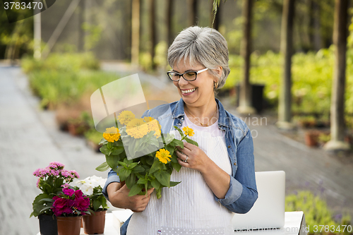 Image of Working in a flower shop