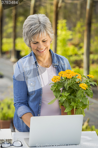 Image of Working in a flower shop