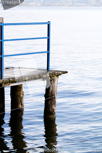 Image of Pier on the lake