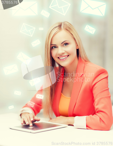 Image of woman with tablet pc