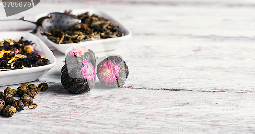 Image of Varieties of loose leaf tea