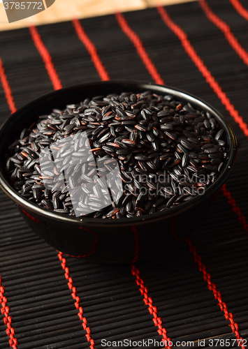 Image of Uncooked, organic Black Rice