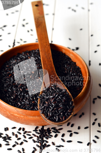 Image of Uncooked, organic Black Rice