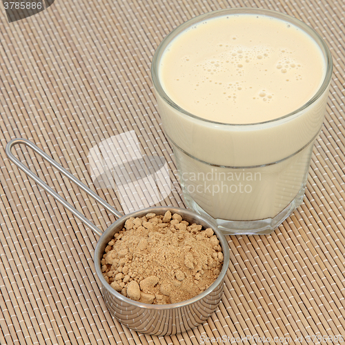 Image of Maca Powder and Drink