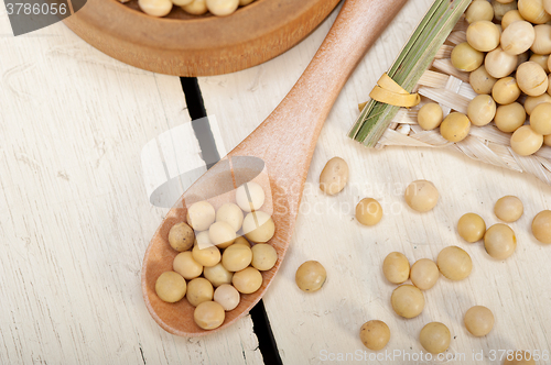 Image of organic soya beans 