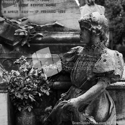 Image of Old Cemetery statue