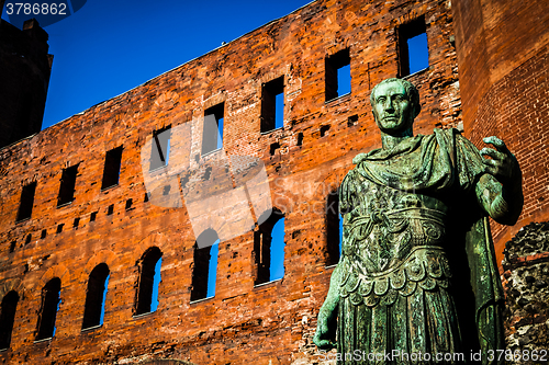 Image of The leader: Cesare Augustus - Emperor