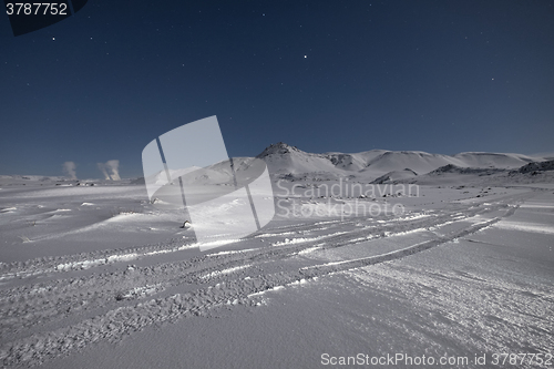 Image of Road to the mountain