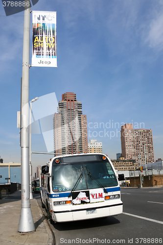 Image of Bus in Manhattan