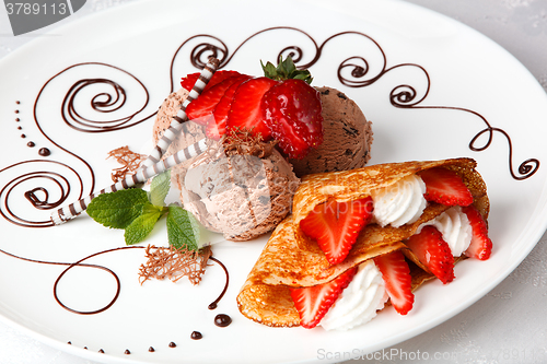 Image of Strawberry pancake with ice cream