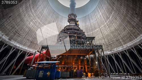 Image of Huge Power plant producing heat
