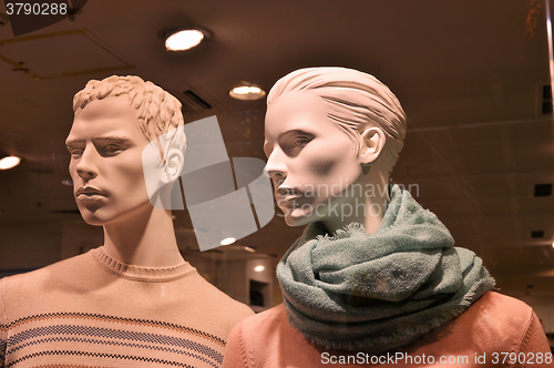 Image of A couple of dummies close-up in a supermarket