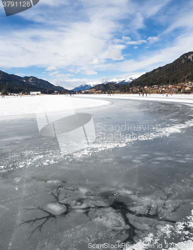 Image of Cracks in the ice 