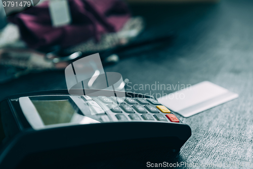 Image of Credit card terminal in store