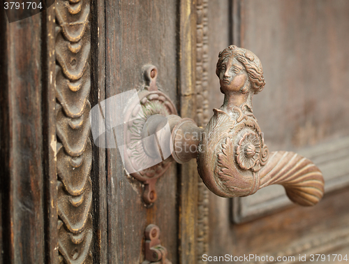 Image of door handle