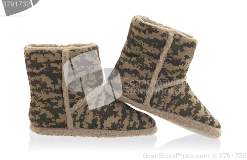 Image of Warm slippers with camouflage print