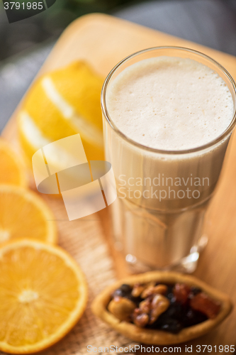 Image of coffee raf with citrus