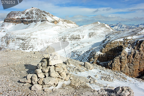 Image of Touristic pyramid