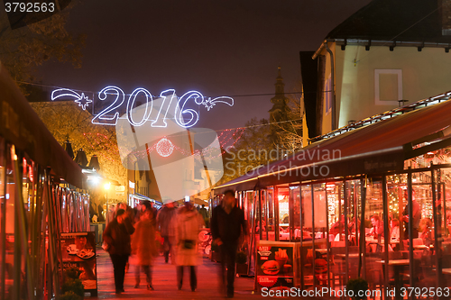 Image of People in Zagreb at Advent