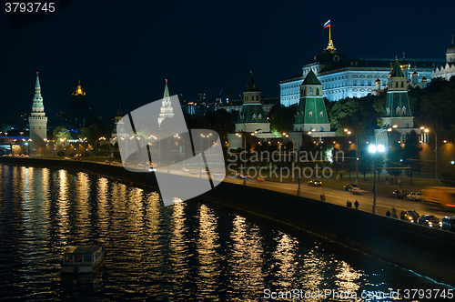 Image of Moscow Kremlin at night.