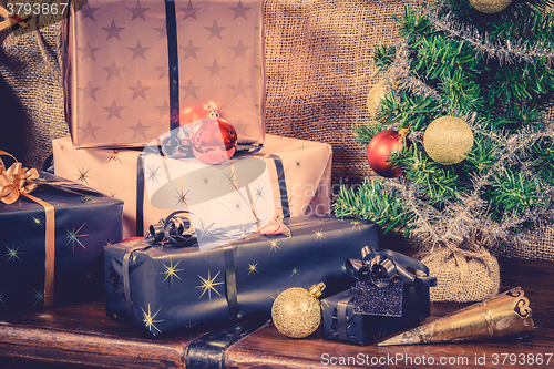 Image of Xmas gifts in vintage colors