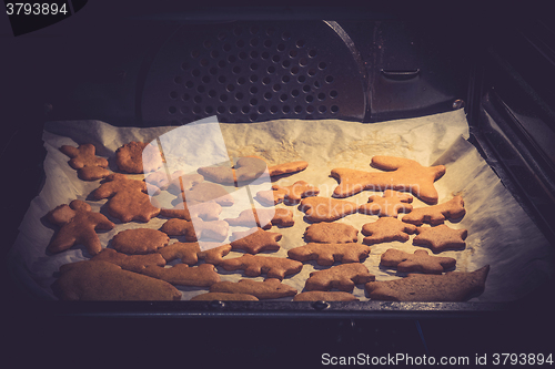 Image of Xmas cookies in the oven