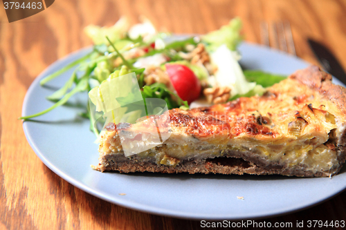 Image of quiche (food from france)