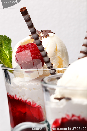 Image of Raspberry parfait with ice cream