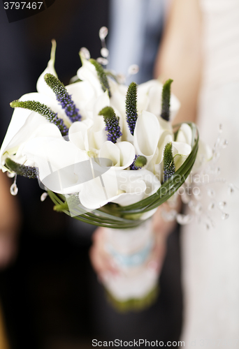 Image of Wedding bouquet of white flowers