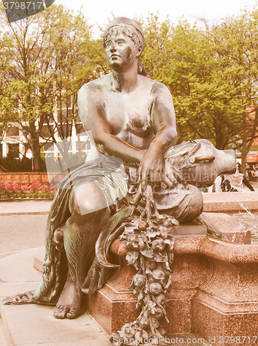 Image of Neptunbrunnen vintage