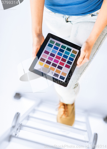 Image of woman working with color sample app