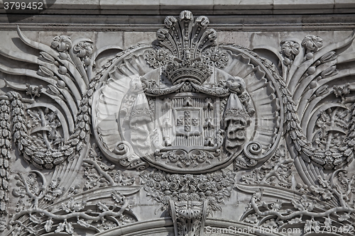 Image of Detail of the Rua Augusta Arch, a stone triumphal arch-like in L